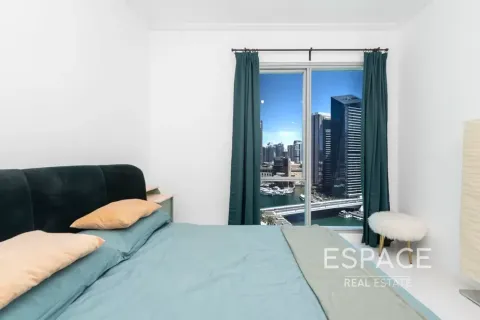Apartment in Dubai Marina, Dubai 3 bedrooms, 195 sq.m. № 122591 - photo 10
