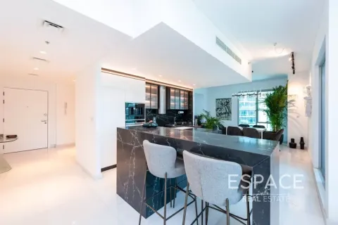 Apartment in Dubai Marina, Dubai 3 bedrooms, 195 sq.m. № 122591 - photo 7
