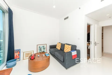 Apartment in Dubai Marina, Dubai 3 bedrooms, 195 sq.m. № 122591 - photo 15