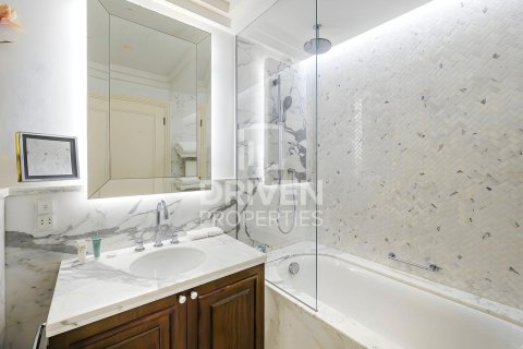 Apartamento en Downtown Dubai (Downtown Burj Dubai), Dubai, 2 dormitorios, 134.62 m², № 140223 - foto 13