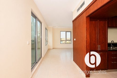 Apartment in Downtown Dubai (Downtown Burj Dubai), Dubai 2 bedrooms, 130 sq.m. № 134155 - photo 8