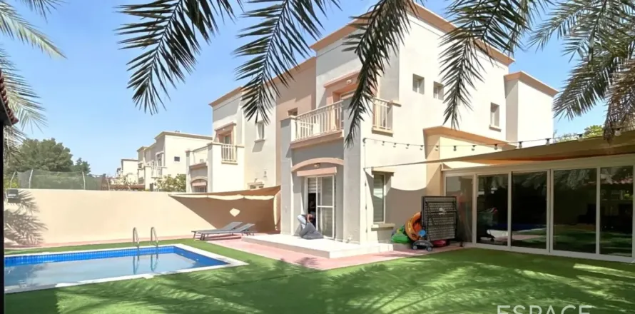 Вилла в Springs 15, The Springs, Дубай, 3 спальни, 209м², № 122355