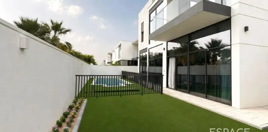 Villa à Al Furjan, Dubai, 4 chambres, 388 m², № 122359