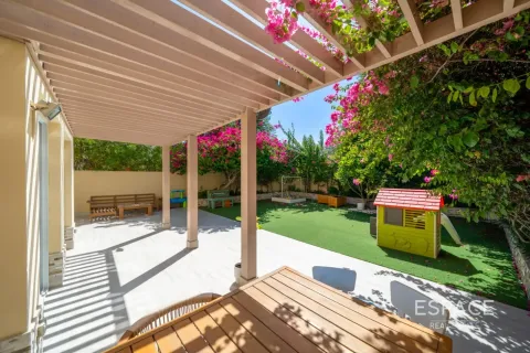 Villa en Springs 2, The Springs, Dubai, 3 dormitorios, 209 m², № 122356 - foto 18