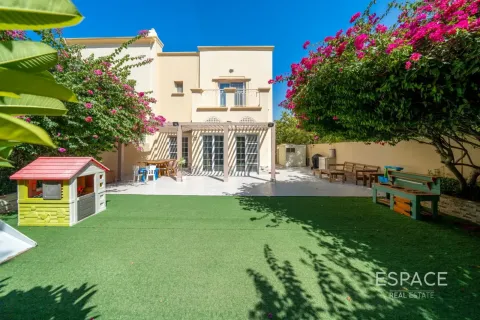Villa in Springs 2, The Springs, Dubai 3 bedrooms, 209 sq.m. № 122356