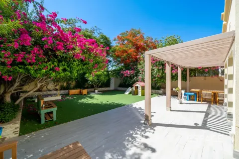 Villa en Springs 2, The Springs, Dubai, 3 dormitorios, 209 m², № 122356 - foto 17