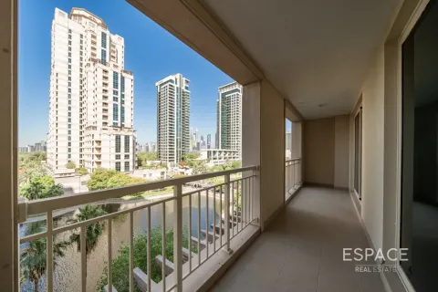 Apartment in Mosela, The Views, Dubai 2 bedrooms, 146 sq.m. № 122360 - photo 15