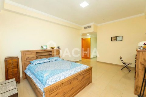 Apartment in Marina Crown, Dubai Marina, Dubai 4 bedrooms, 281 sq.m. № 112684 - photo 9