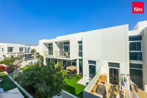 Townhouse in Dubai 3 bedrooms, 187.2 sq.m. № 124294