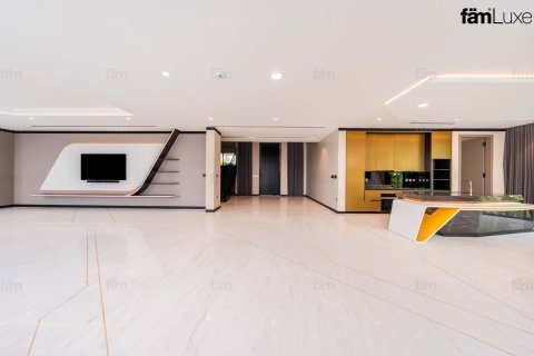Villa en Dubai Hills Estate, Dubai, 6 dormitorios, 1229.6 m², № 123462 - foto 8