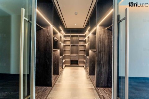 Villa en Dubai Hills Estate, Dubai, 6 dormitorios, 1229.6 m², № 123462 - foto 21