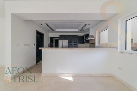 Villa in North Village, Al Furjan, Dubai 4 bedrooms, 600 sq.m. № 60849