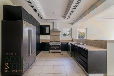 Villa à North Village, Al Furjan, Dubai, 4 chambres, 600 m², № 60849 - photo 2