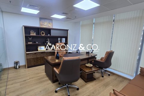 Office in Business Bay, Dubai 101 sq.m. № 94460 - photo 6