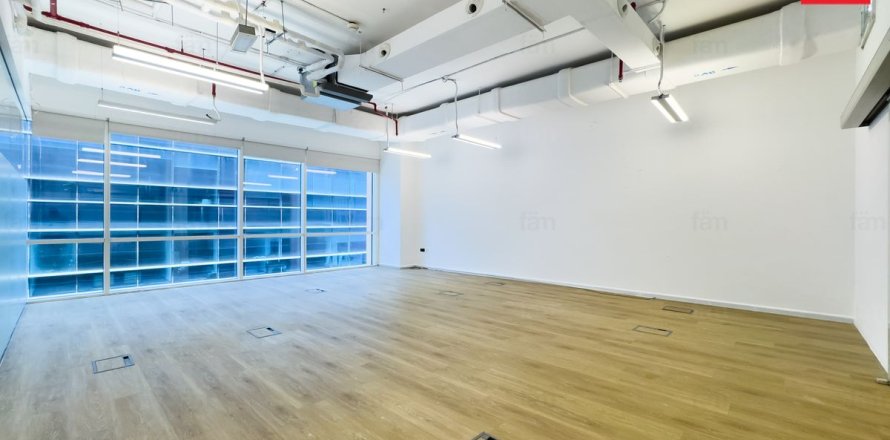 Office in Business Bay, Dubai 145.8 sq.m. № 124282