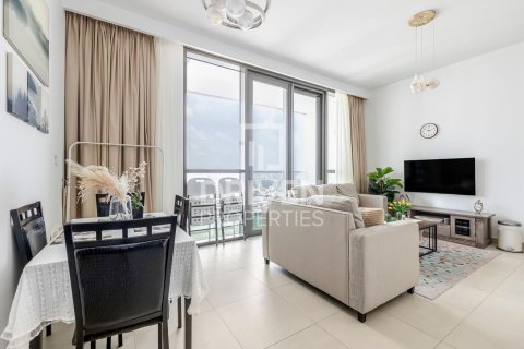 Appartement à Zabeel, Dubai, 1 chambre, 82.03 m², № 136924 - photo 2