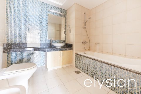 Apartamento en Shoreline Apartments, Palm Jumeirah, Dubai, 2 dormitorios, 144 m², № 37840 - foto 7