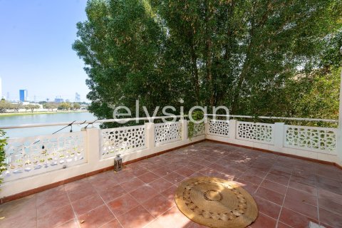 Villa à Meadows, Dubai, 4 chambres, 386 m², № 37844 - photo 2