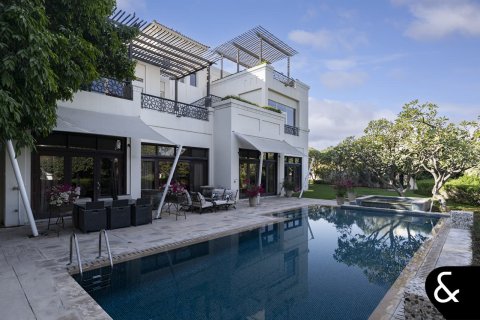 Villa en Desert Leaf, Al Barari, Dubai, 6 dormitorios, 1386 m², № 98383