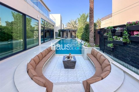 Villa in Meydan, Dubai 5 bedrooms, 957 sq.m. № 43909 - photo 29