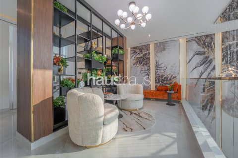 Villa in Meydan, Dubai 5 bedrooms, 957 sq.m. № 43909 - photo 17
