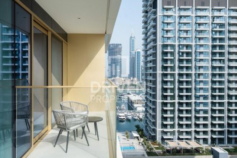 Снять в аренду квартиру в EMAAR Beachfront, Dubai Harbour, Дубай: 2 спальни, 116.96м², № 128025 - фото 25