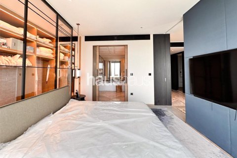 Apartment in Zabeel, Dubai 1 bedroom, 80 sq.m. № 43892 - photo 11