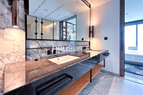Apartment in Zabeel, Dubai 1 bedroom, 80 sq.m. № 43892 - photo 9