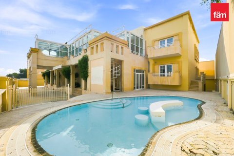 Oficina en Umm Suqeim, Dubai, 1393.5 m², № 137516 - foto 17