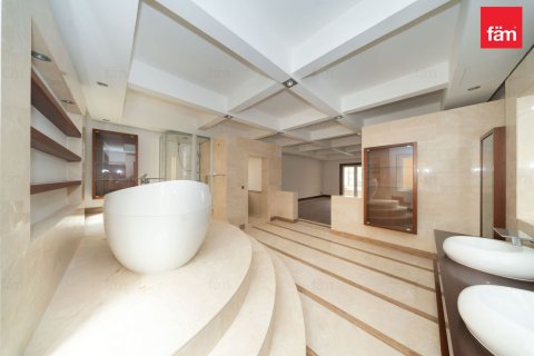 Oficina en Umm Suqeim, Dubai, 1393.5 m², № 137516 - foto 13