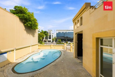 Oficina en Umm Suqeim, Dubai, 1393.5 m², № 137516 - foto 28