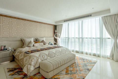 Купить квартиру в Дубай Марине, Дубай: 3 спальни, 277м², № 99324 - фото 12