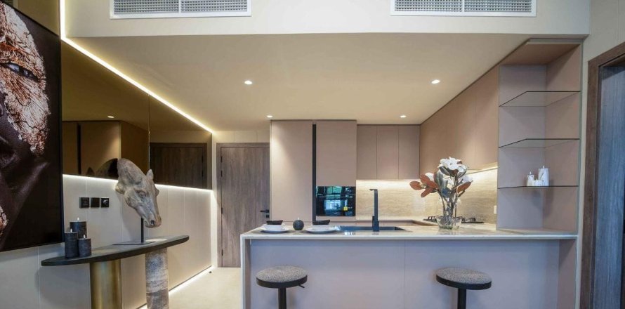 Квартира в Jumeirah Village Triangle, Дубай, 2 спальни, 103м², № 123793