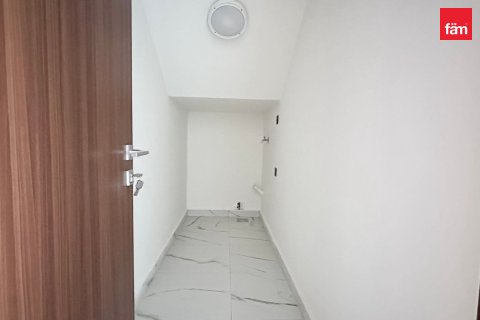 Villa in Dubai 4 bedrooms, 187.6 sq.m. № 141624 - photo 21