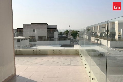 Villa in Dubai 4 bedrooms, 187.6 sq.m. № 141624 - photo 26