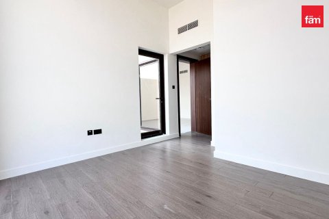 Villa in Dubai 4 bedrooms, 187.6 sq.m. № 141624 - photo 5