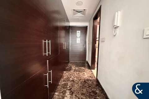 Apartment in Sparkle Towers, Dubai Marina, Dubai studio, 38 sq.m. № 75380 - photo 6