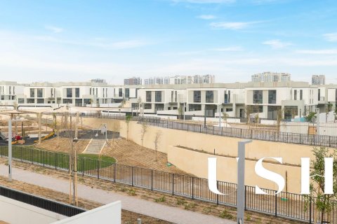 Снять в аренду таунхаус в Al Furjan, Дубай: 3 спальни, 238м², № 42400 - фото 7