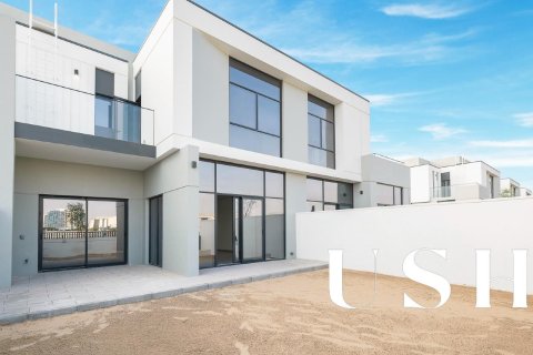 Снять в аренду таунхаус в Al Furjan, Дубай: 3 спальни, 238м², № 42400 - фото 3