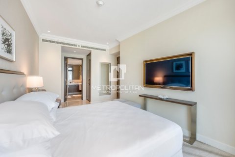 Apartment in The Address Residence Fountain Views, Downtown Dubai (Downtown Burj Dubai), Dubai 2 bedrooms, 140 sq.m. № 14634 - photo 8