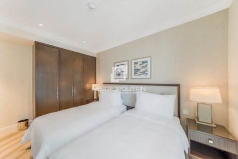 Apartment in The Address Residence Fountain Views, Downtown Dubai (Downtown Burj Dubai), Dubai 2 bedrooms, 140 sq.m. № 14634 - photo 7