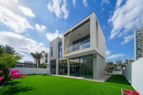 Villa in Al Furjan, Dubai 5 bedrooms, 570 sq.m. № 118403