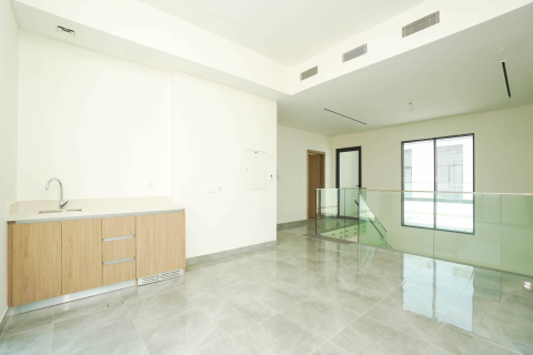 Villa in Al Furjan, Dubai 5 bedrooms, 570 sq.m. № 118403 - photo 16