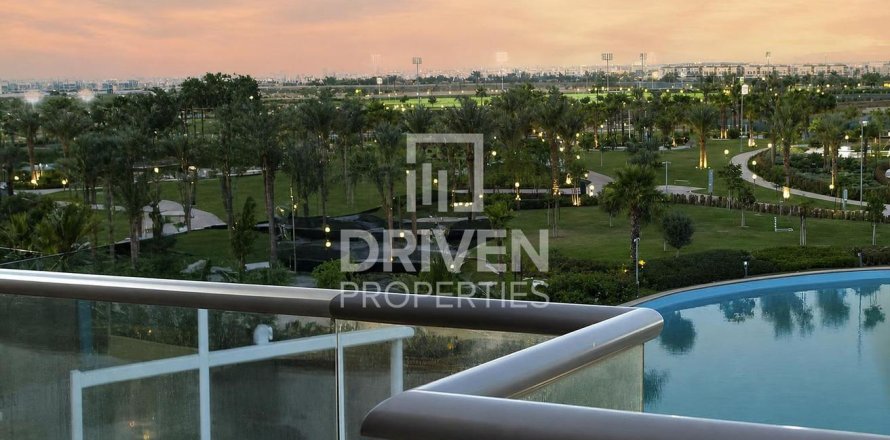 Villa in Dubai 5 bedrooms, 249.72 sq.m. № 140499