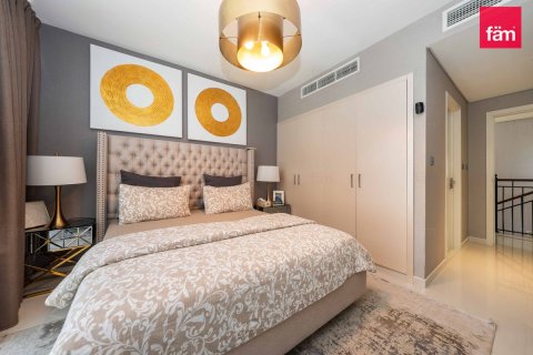 Villa à Dubai, 6 chambres, 404.9 m², № 110061 - photo 11