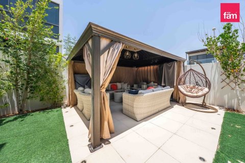 Villa à Dubai, 6 chambres, 404.9 m², № 110061 - photo 20