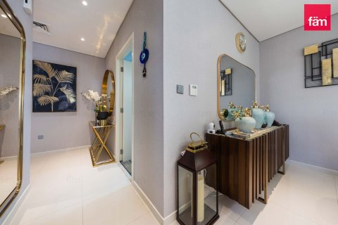 Villa à Dubai, 6 chambres, 404.9 m², № 110061 - photo 22