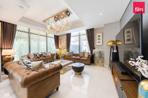 Villa à Dubai, 6 chambres, 404.9 m², № 110061 - photo 4