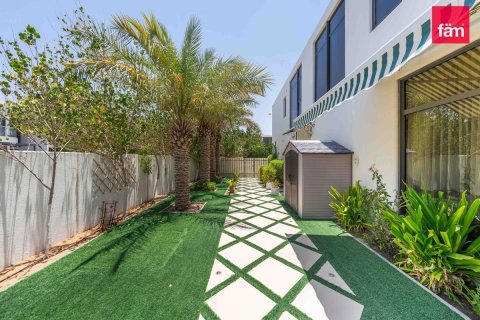 Villa à Dubai, 6 chambres, 404.9 m², № 110061 - photo 23