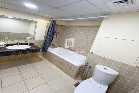 Apartment in Shams, Jumeirah Beach Residence, Dubai 2 bedrooms, 128 sq.m. № 15028 - photo 8